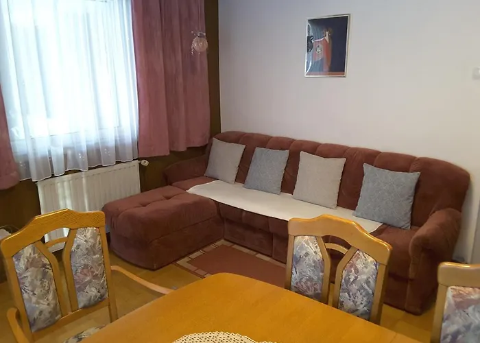 Gassmayr アパート リエンツ